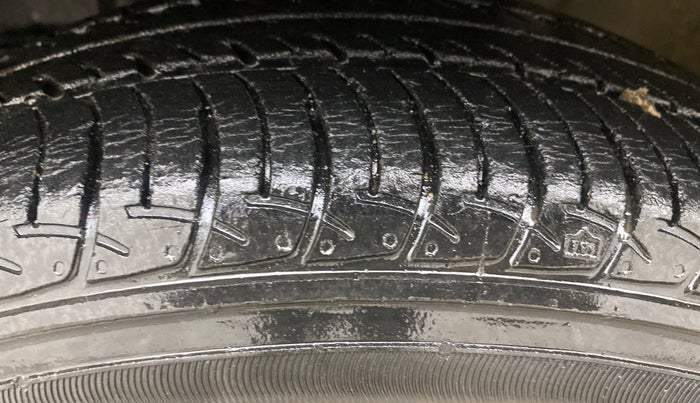 2019 Maruti New Wagon-R ZXI 1.2, Petrol, Manual, 39,710 km, Left Front Tyre Tread