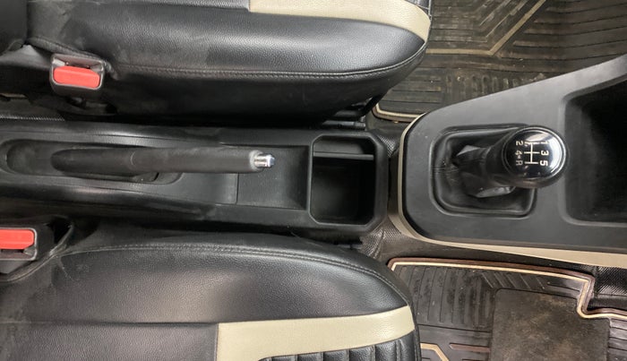 2019 Maruti New Wagon-R ZXI 1.2, Petrol, Manual, 39,710 km, Gear Lever