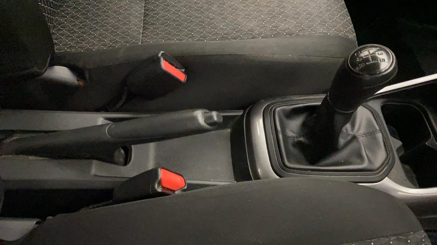 2020 Maruti IGNIS SIGMA 1.2, Petrol, Manual, 59,585 km, Gear Lever