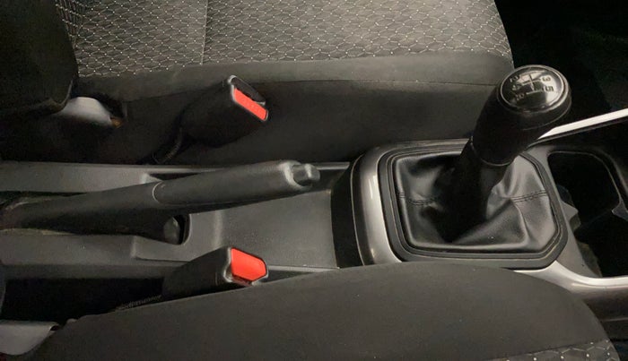 2020 Maruti IGNIS SIGMA 1.2, Petrol, Manual, 59,585 km, Gear Lever