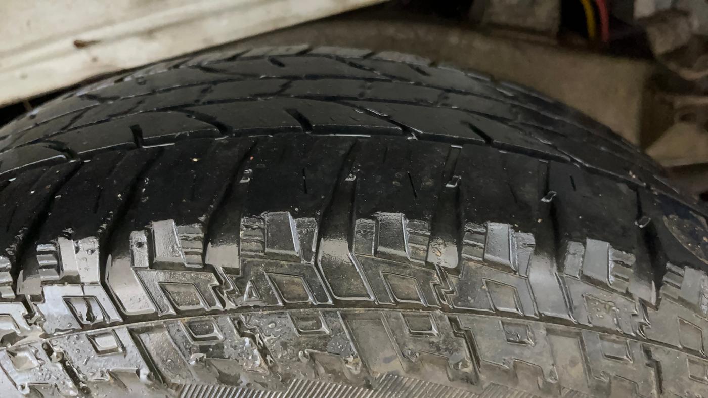 2021 Mahindra Bolero B6 (O), Diesel, Manual, 48,457 km, Right Rear Tyre Tread