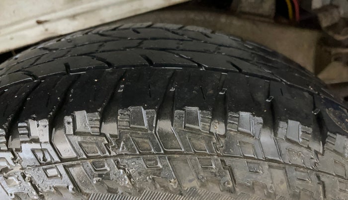 2021 Mahindra Bolero B6 (O), Diesel, Manual, 48,405 km, Right Rear Tyre Tread