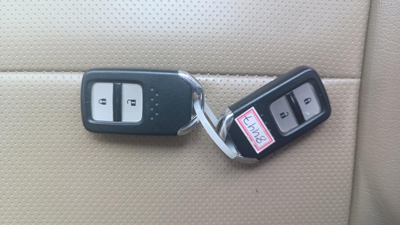 2018 Honda Jazz 1.2L I-VTEC VX CVT, Petrol, Automatic, 1,01,030 km, Key Close Up
