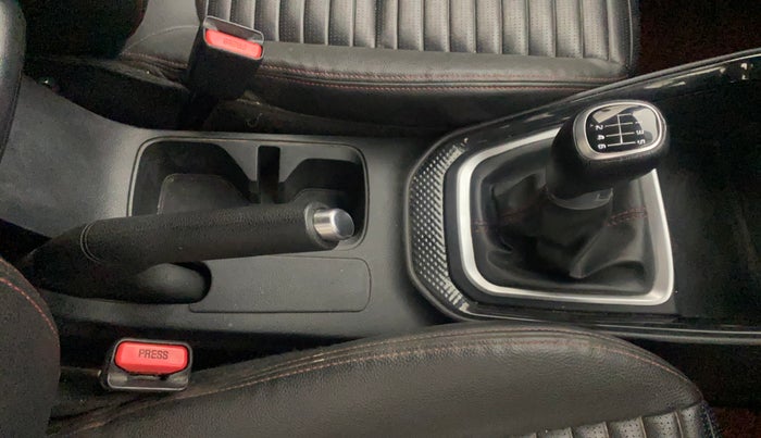 2020 KIA SONET GTX PLUS 1.0 IMT, Petrol, Manual, 74,575 km, Gear Lever