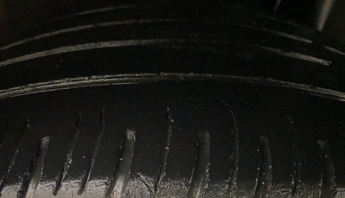 2020 KIA SONET GTX PLUS 1.0 IMT, Petrol, Manual, 74,575 km, Left Rear Tyre Tread