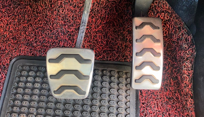 2020 KIA SONET GTX PLUS 1.0 IMT, Petrol, Manual, 74,575 km, Pedals