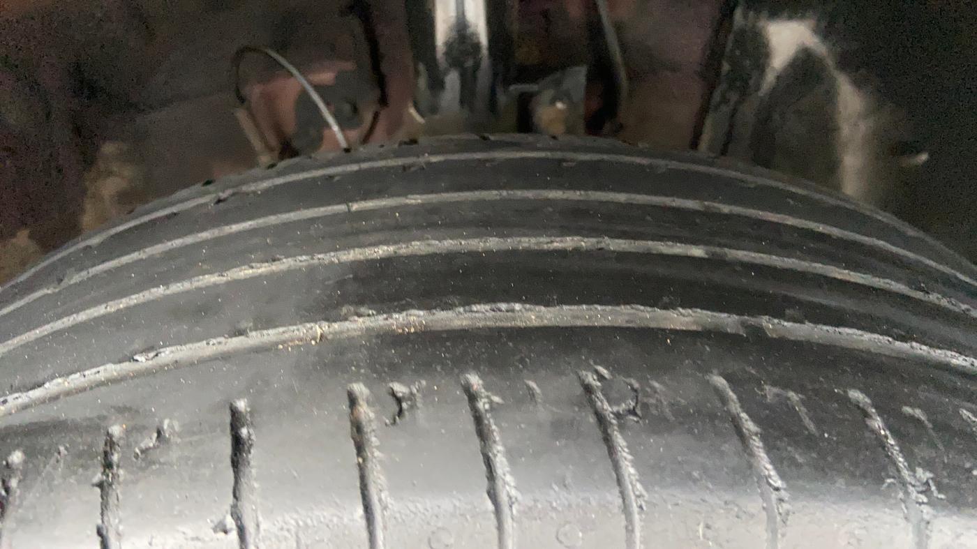 2022 Hyundai VENUE SX 1.2 PETROL, Petrol, Manual, 49,275 km, Right Front Tyre Tread