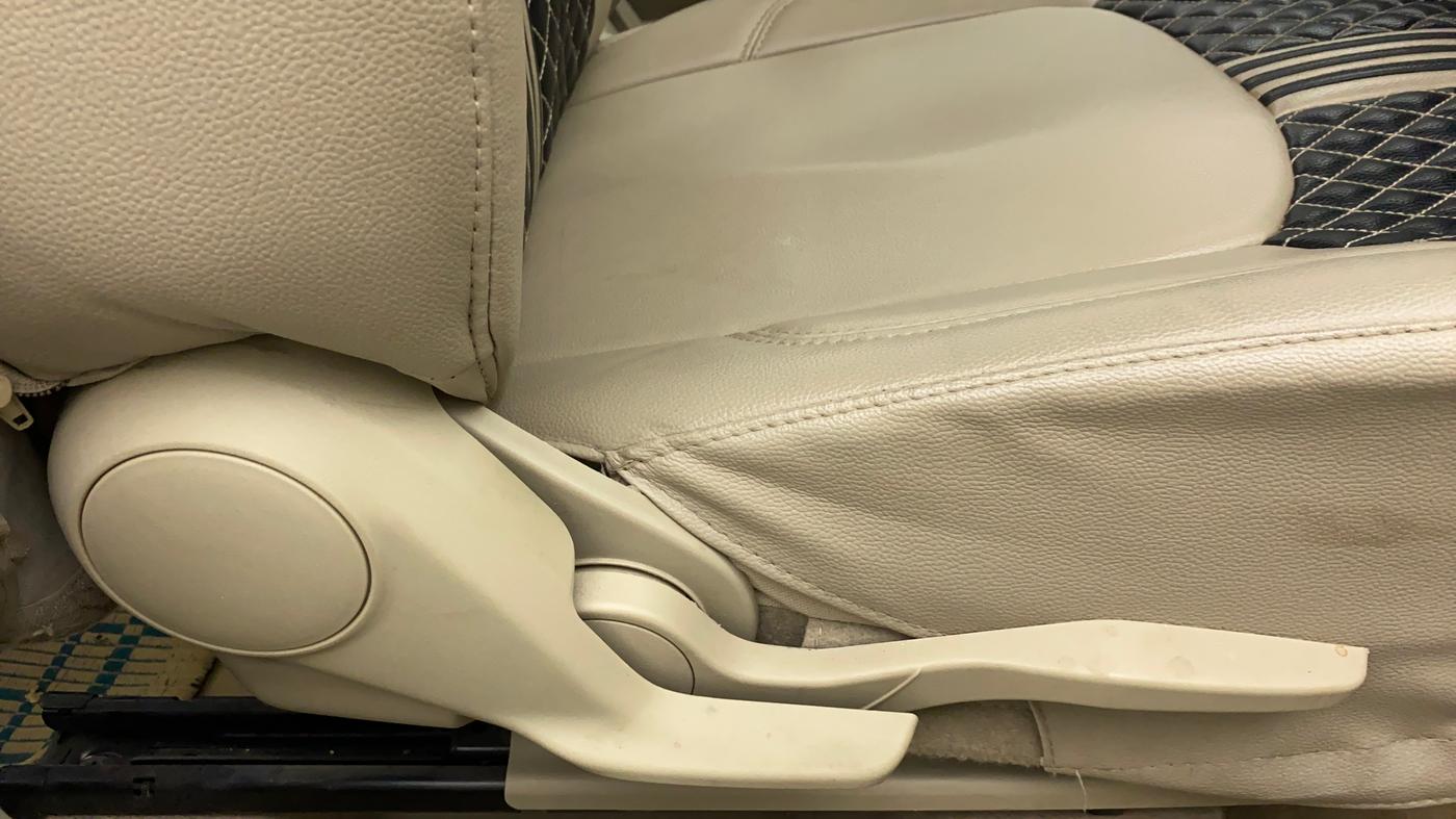 2022 Maruti Dzire ZXI AMT, Petrol, Automatic, 43,838 km, Driver Side Adjustment Panel