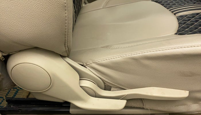 2022 Maruti Dzire ZXI AMT, Petrol, Automatic, 43,838 km, Driver Side Adjustment Panel