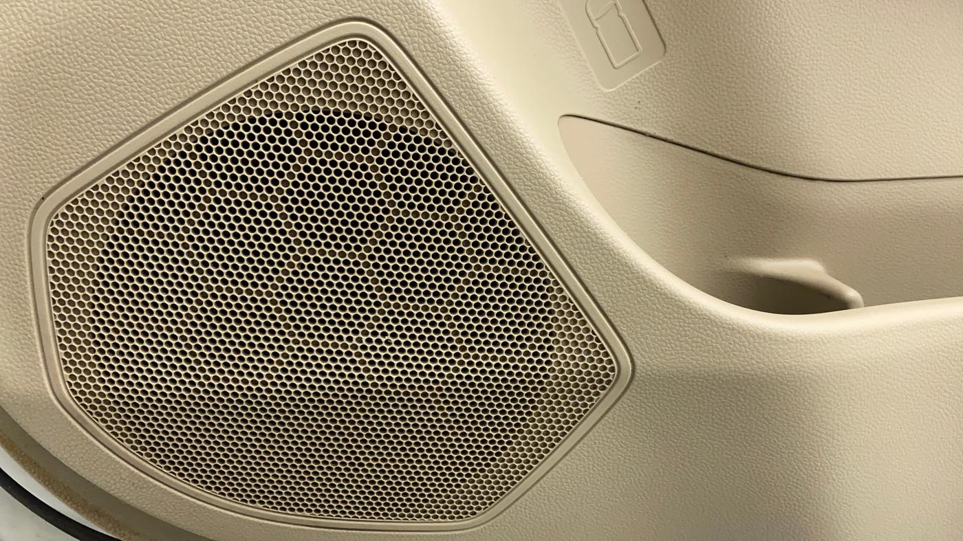 2022 Maruti Dzire ZXI AMT, Petrol, Automatic, 43,838 km, Speaker