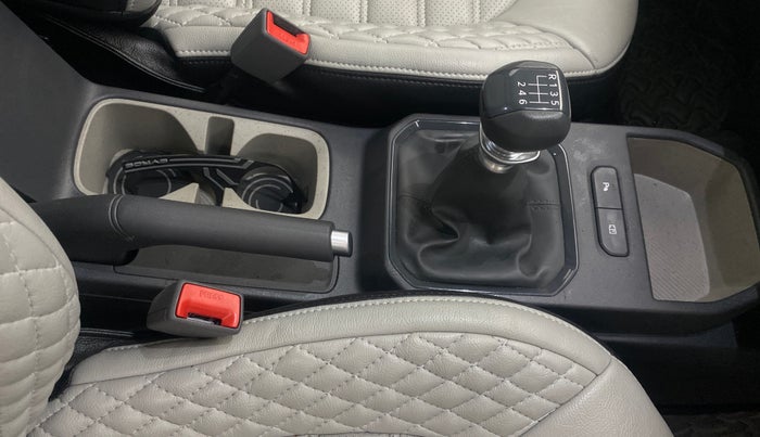 2025 KIA SYROS HTK (O) 1.5 Diesel 6MT, Diesel, Manual, 6,942 km, Gear Lever