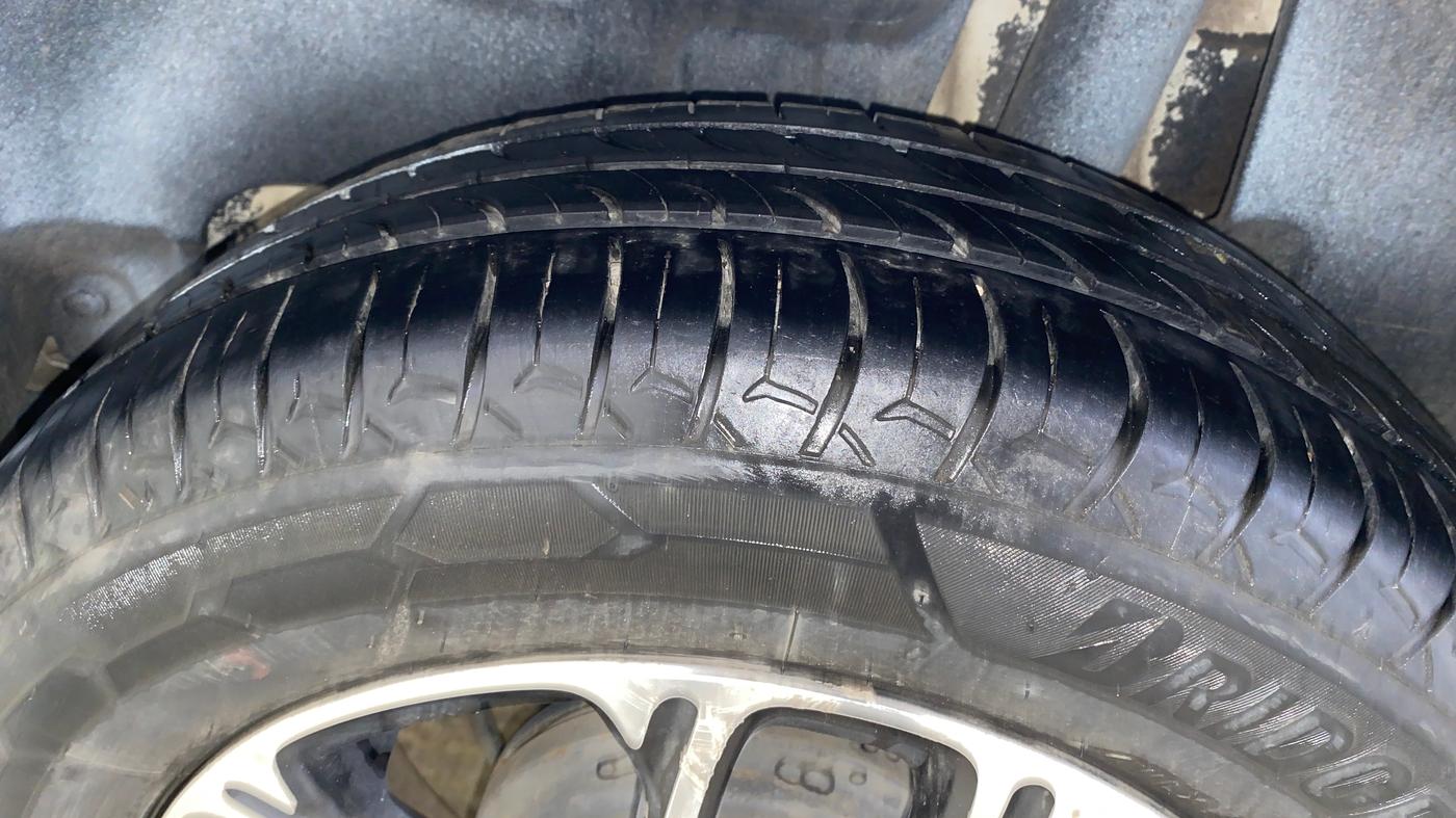 2021 Maruti Swift ZXI PLUS AMT, Petrol, Automatic, 83,037 km, Left Rear Tyre Tread
