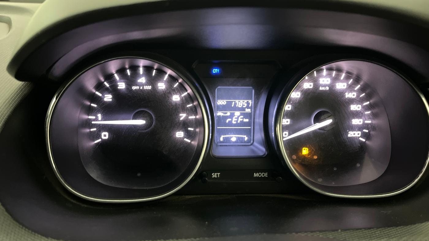 2018 Tata Tiago XZ PETROL, Petrol, Manual, 17,857 km, Odometer Image