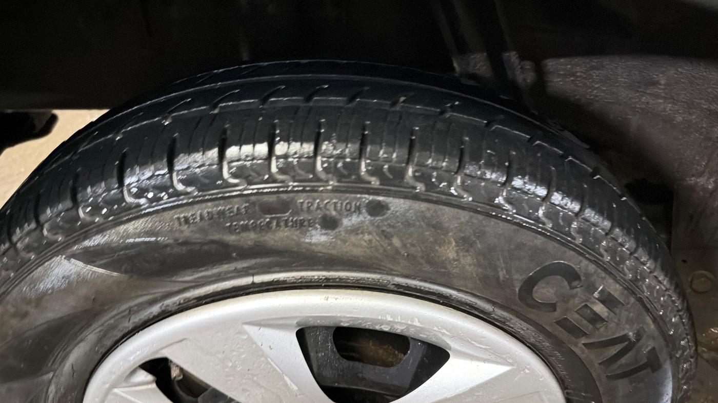 2018 Renault Kwid RXL, Petrol, Manual, 41,994 km, Right Rear Tyre Tread