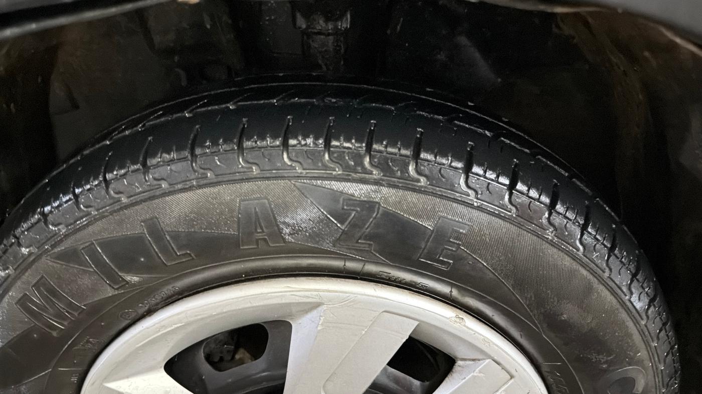 2018 Renault Kwid RXL, Petrol, Manual, 41,994 km, Left Front Tyre Tread