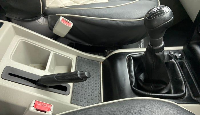 2022 Mahindra Scorpio S5, Diesel, Manual, 29,908 km, Gear Lever