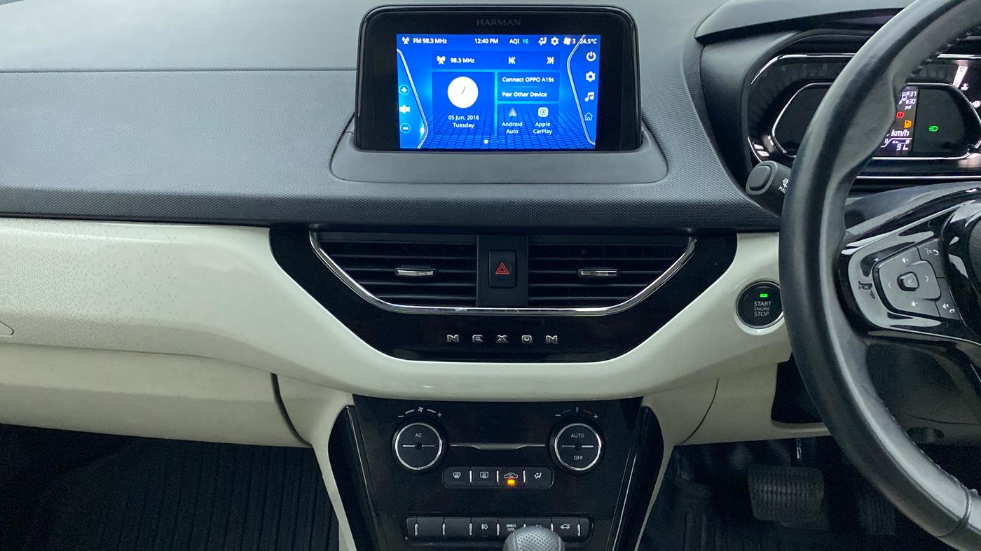 2022 Tata NEXON XZA PLUS (PREMIUM) DIESEL, Diesel, Automatic, 24,453 km, Air Conditioner