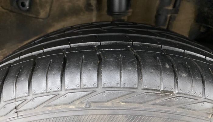 2022 Tata NEXON XZA PLUS (PREMIUM) DIESEL, Diesel, Automatic, 24,453 km, Left Rear Tyre Tread