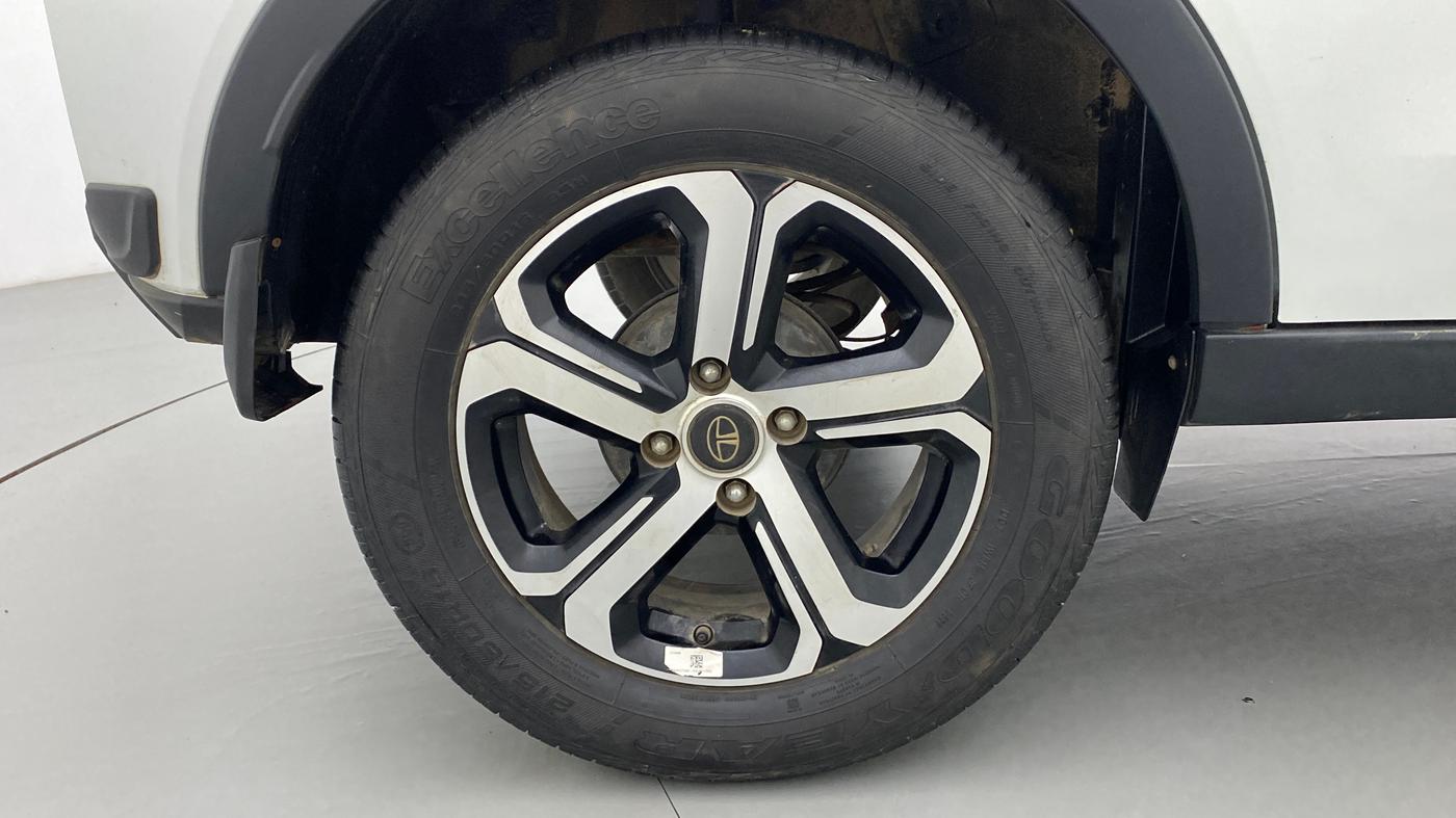 2022 Tata NEXON XZA PLUS (PREMIUM) DIESEL, Diesel, Automatic, 24,453 km, Right Rear Wheel