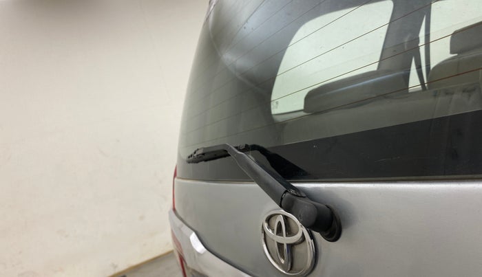 2015 Toyota Innova 2.5 GX 8 STR, Diesel, Manual, 97,979 km, Rear Wiper