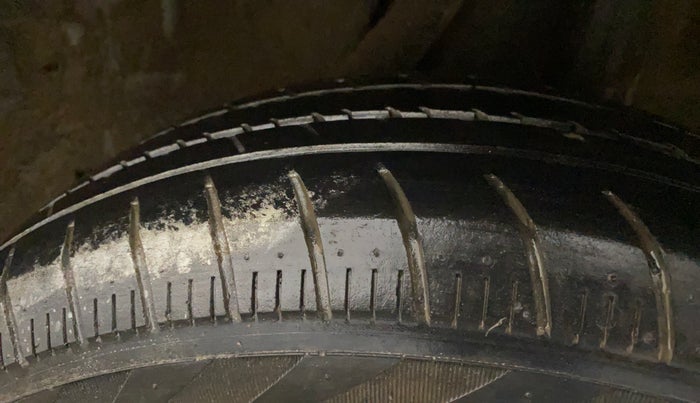 2019 Honda Amaze 1.2L I-VTEC S, Petrol, Manual, 26,001 km, Left Rear Tyre Tread