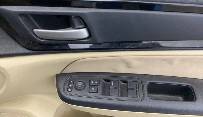 2019 Honda Amaze 1.2L I-VTEC S, Petrol, Manual, 26,001 km, Driver Side Door Panels Control