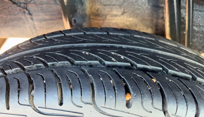 2018 Datsun Redi Go T (O), Petrol, Manual, 49,427 km, Right Rear Tyre Tread