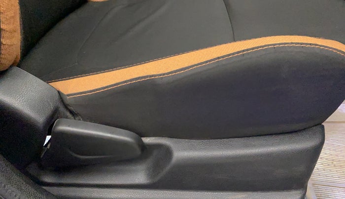 2018 Renault Kwid CLIMBER 1.0 AMT, Petrol, Automatic, 89,486 km, Driver Side Adjustment Panel