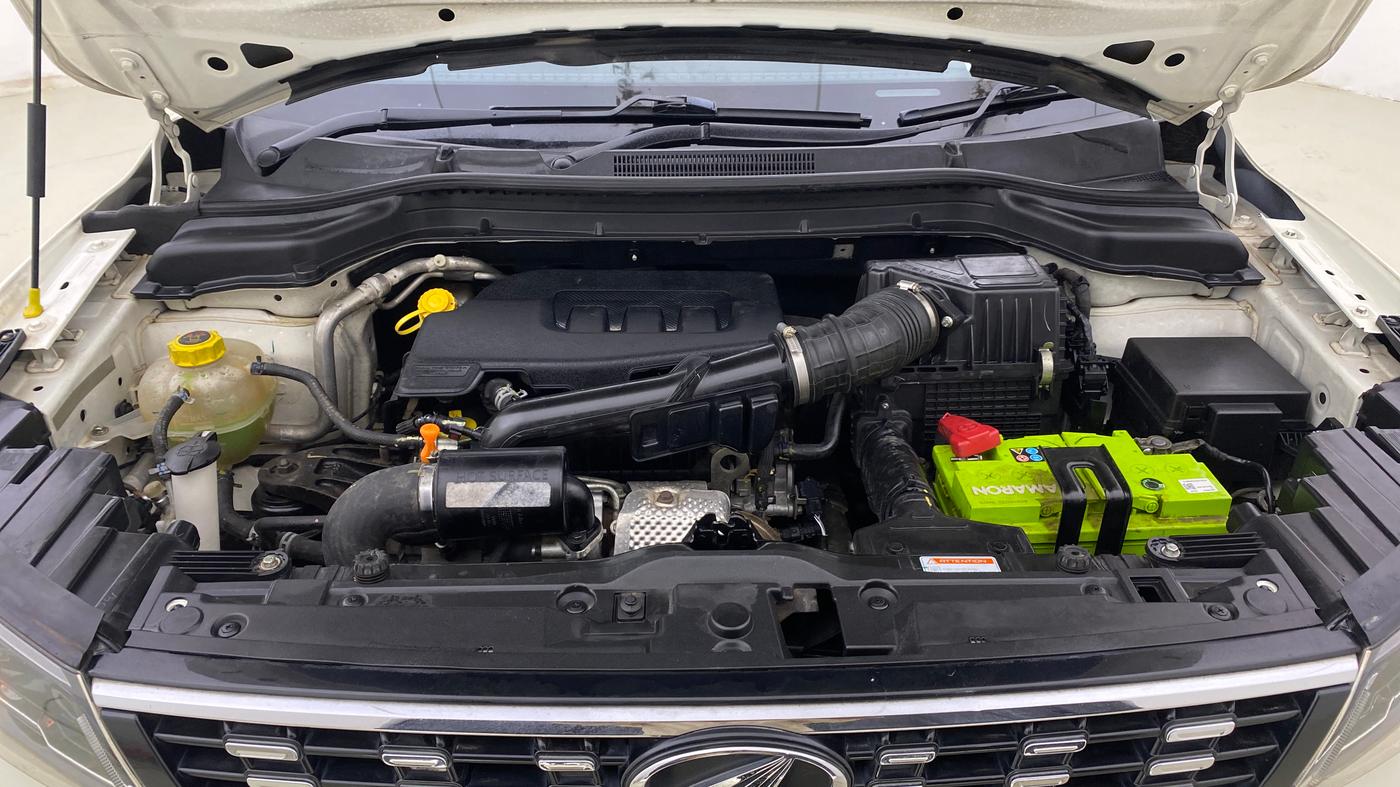 2022 Mahindra XUV300 W8 1.2 PETROL, Petrol, Manual, 62,411 km, Engine View