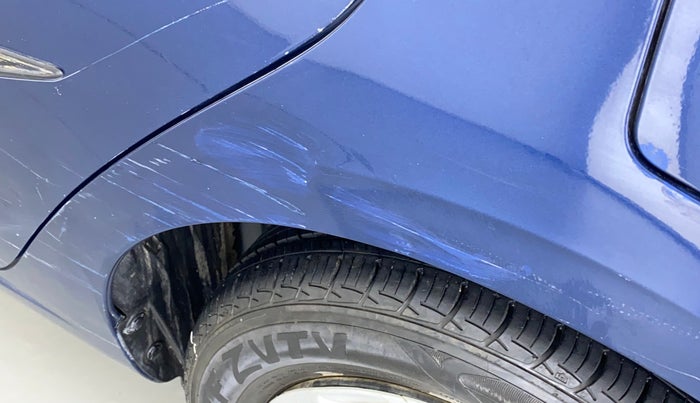 2018 Maruti Ciaz DELTA 1.4 VVT AMT, Petrol, Automatic, 27,737 km, Left quarter panel - Minor scratches