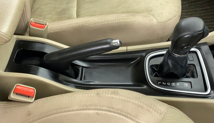 2018 Maruti Ciaz DELTA 1.4 VVT AMT, Petrol, Automatic, 27,737 km, Gear Lever