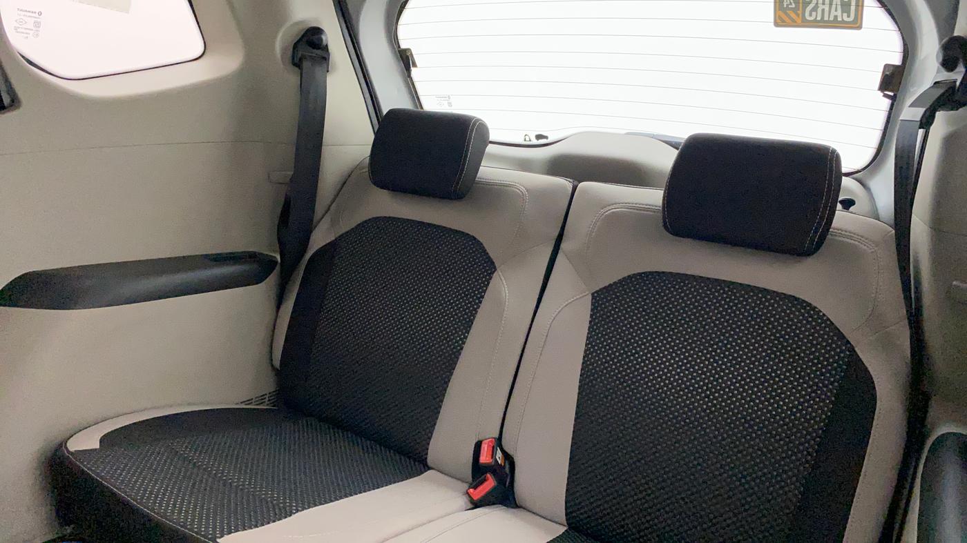 2019 Renault TRIBER RXZ, Petrol, Manual, 70,228 km, Third Seat Row ( optional )
