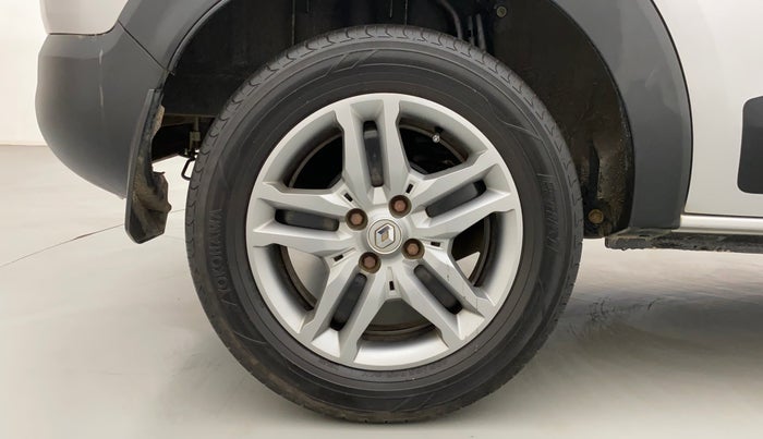 2019 Renault TRIBER RXZ, Petrol, Manual, 70,228 km, Right Rear Wheel