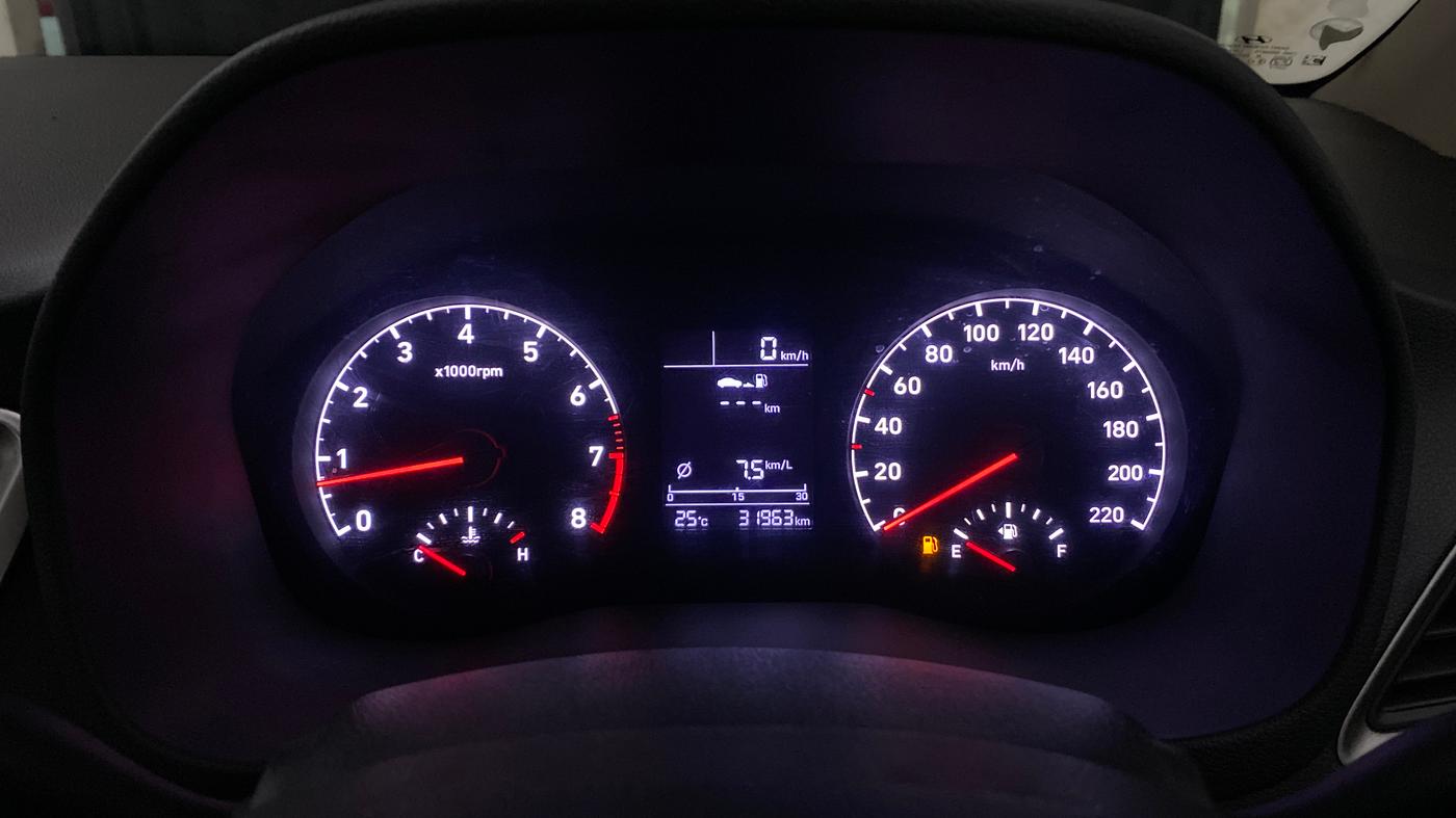 2017 Hyundai Verna 1.6 EX PETROL, Petrol, Manual, 31,919 km, Odometer Image