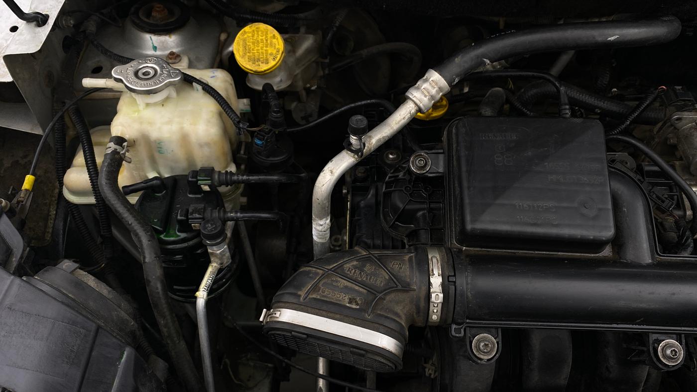 2022 Renault TRIBER RXZ, Petrol, Manual, 53,226 km, Engine View - Right
