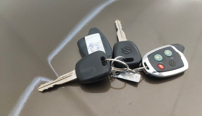 2018 Maruti Wagon R 1.0 LXI CNG, CNG, Manual, 91,621 km, Key Close Up