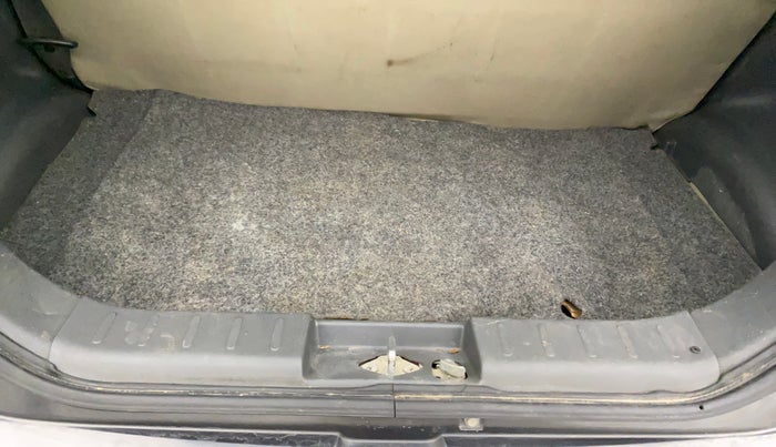 2015 Maruti Alto K10 VXI, Petrol, Manual, 83,776 km, Boot Inside