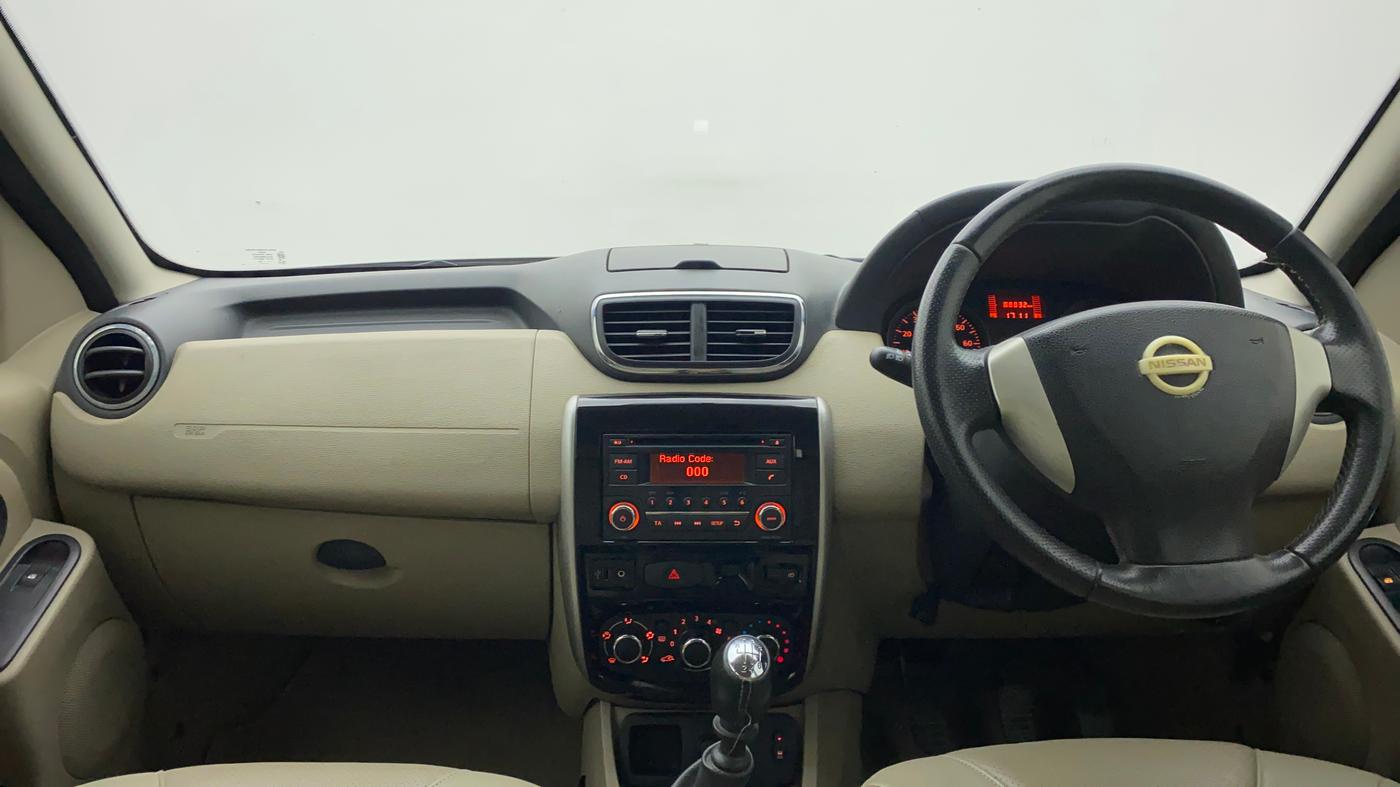 2014 Nissan Terrano XV D THP 110 PS, Diesel, Manual, 88,832 km, Dashboard