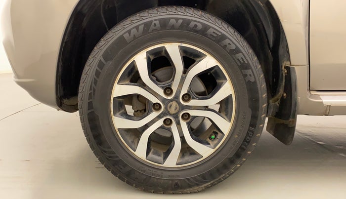 2014 Nissan Terrano XV D THP 110 PS, Diesel, Manual, 88,832 km, Left Front Wheel