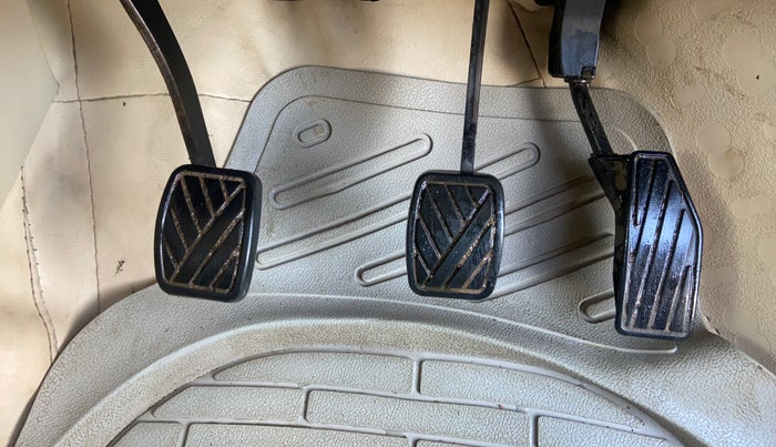 2020 Maruti Ertiga ZXI SHVS, Petrol, Manual, 1,21,578 km, Pedals