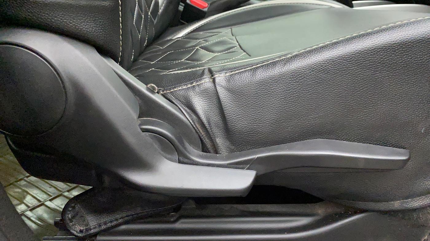 2017 Maruti Baleno ZETA PETROL 1.2, Petrol, Manual, 34,128 km, Driver Side Adjustment Panel