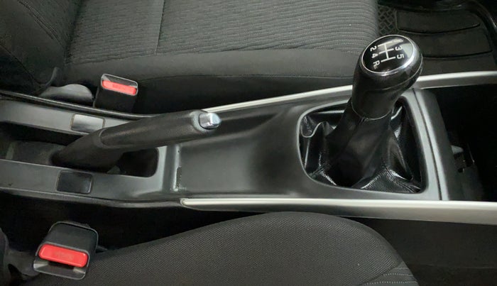 2017 Maruti Baleno DELTA PETROL 1.2, Petrol, Manual, 46,131 km, Gear Lever