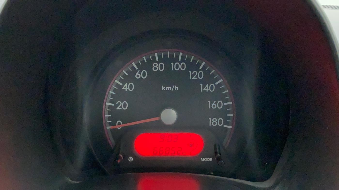 2010 Maruti A Star VXI, Petrol, Manual, 66,852 km, Odometer Image