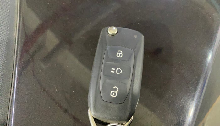 2023 Tata Tiago XT PETROL, Petrol, Manual, 5,974 km, Key Close Up