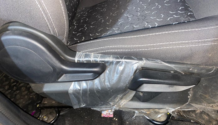 2023 Tata Tiago XT PETROL, Petrol, Manual, 5,974 km, Driver Side Adjustment Panel