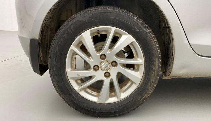 2013 Maruti Swift ZXI D, Petrol, Manual, 41,299 km, Right Rear Wheel