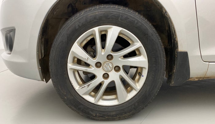 2013 Maruti Swift ZXI D, Petrol, Manual, 41,299 km, Left Front Wheel