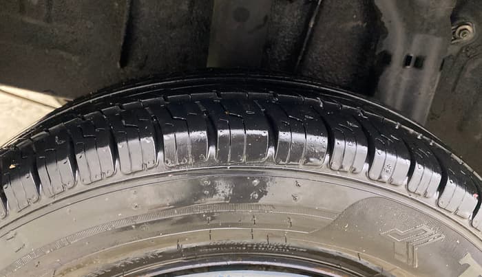 2019 Renault TRIBER RXT, Petrol, Manual, 74,312 km, Right Rear Tyre Tread