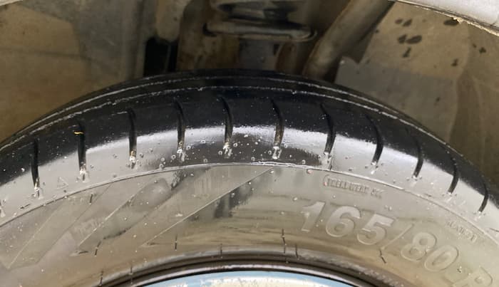2019 Renault TRIBER RXT, Petrol, Manual, 74,312 km, Right Front Tyre Tread