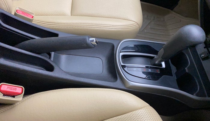 2017 Honda City 1.5L I-VTE V CVT, Petrol, Automatic, 53,884 km, Gear Lever